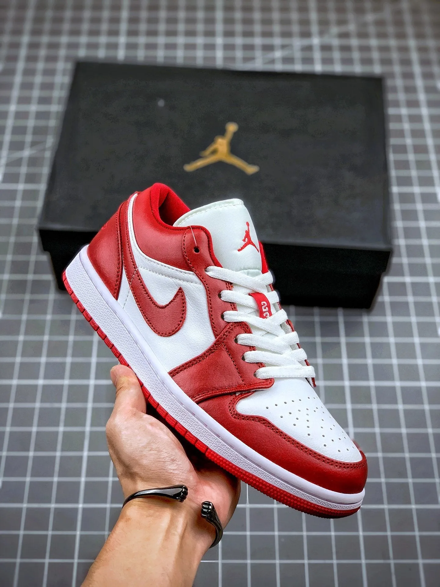 Air Jordan 1 Low Gym Red/White 553558-611