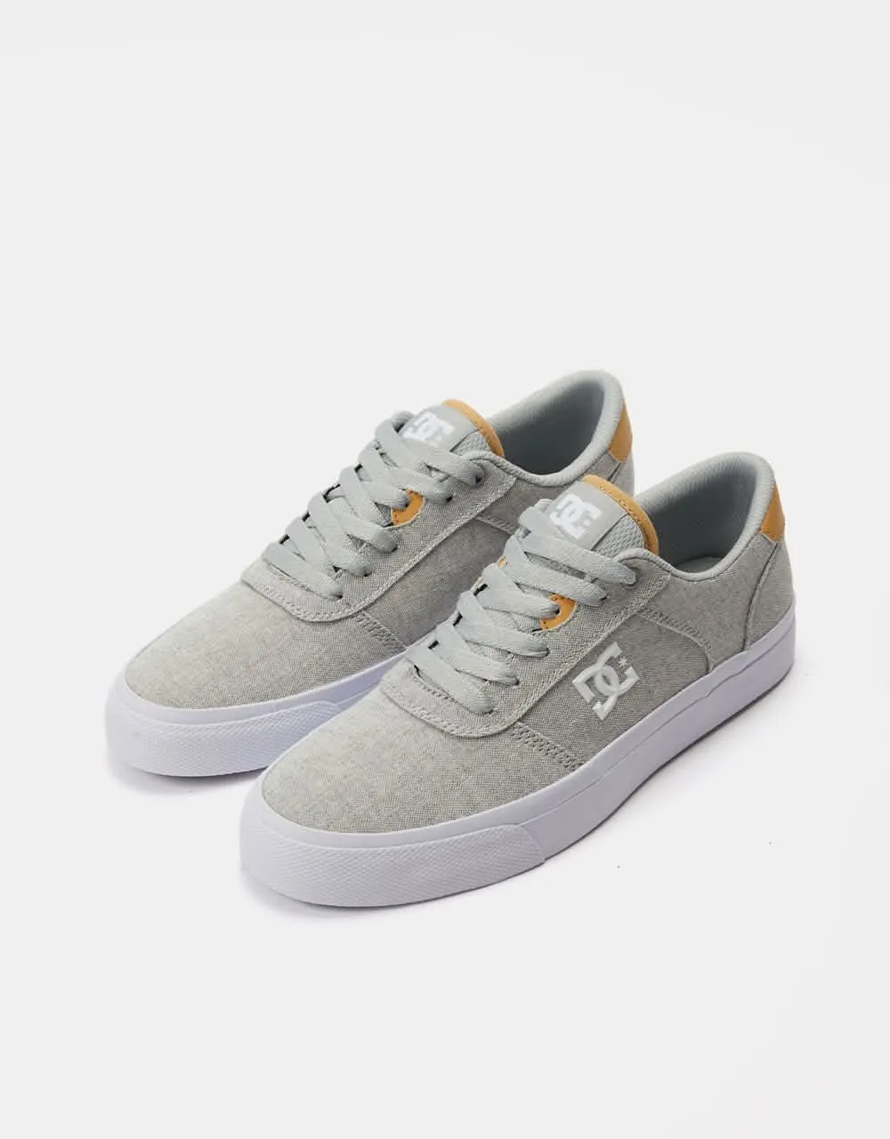 DC Teknic TX SE Skate Shoes - Light Grey