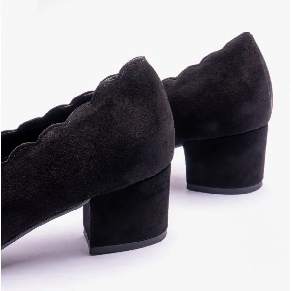 GIGI Ladies Suede Court Shoes Black