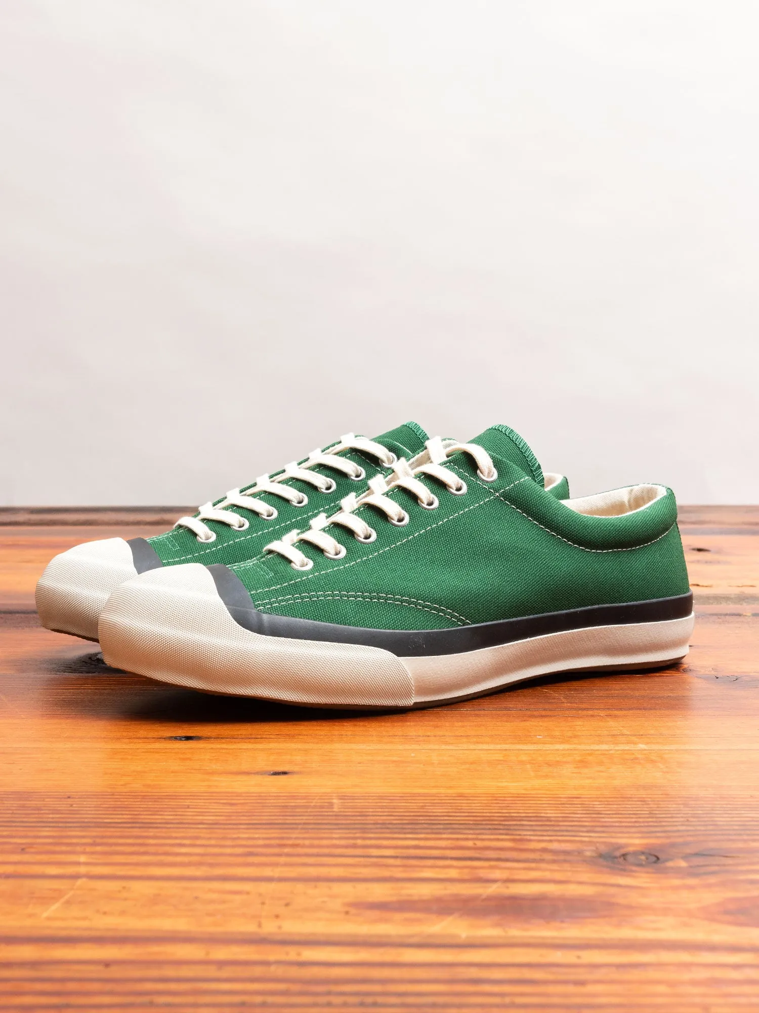 Gym Court Sneaker in Green