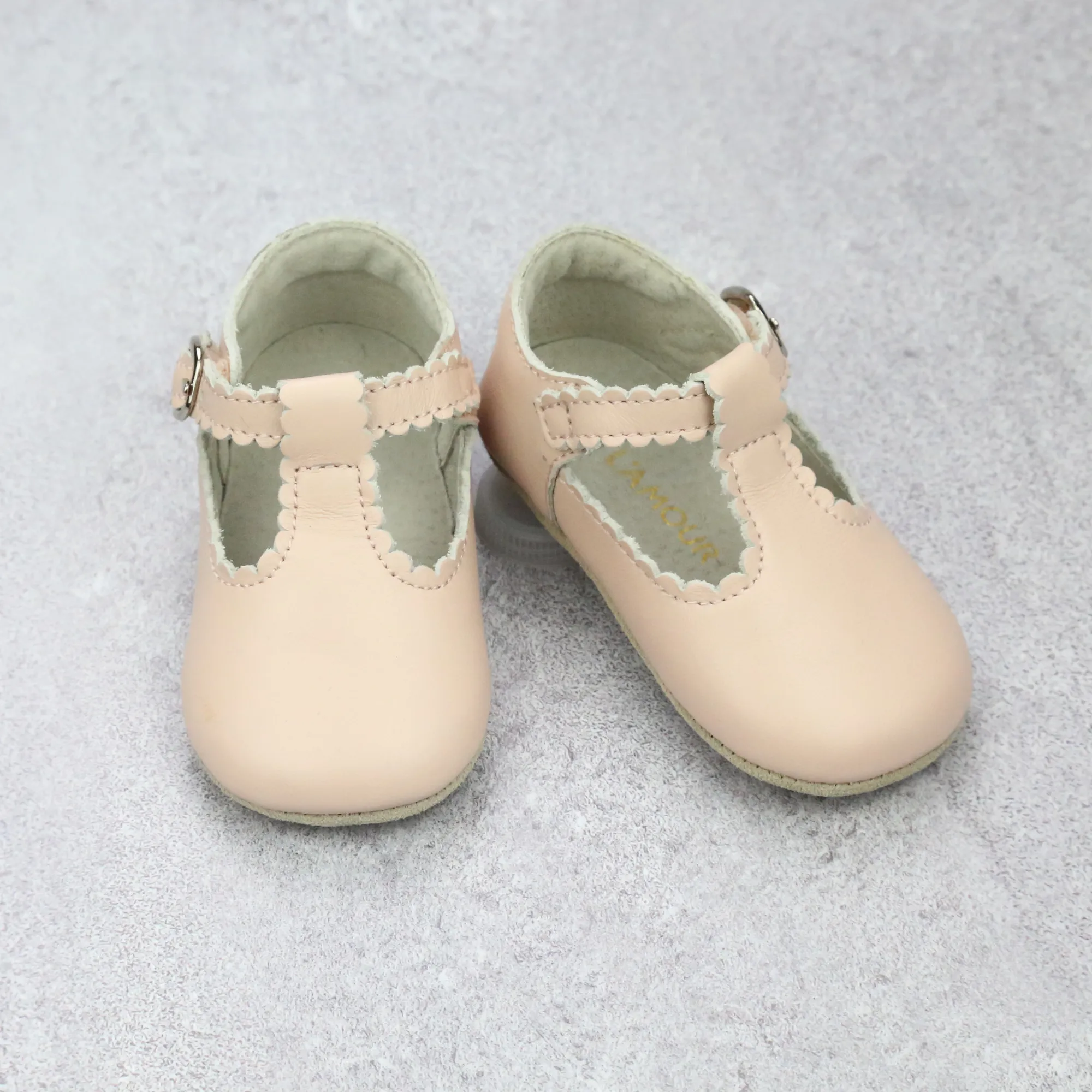 L'Amour Infant Girls Elodie Scalloped T-Strap Crib Shoe