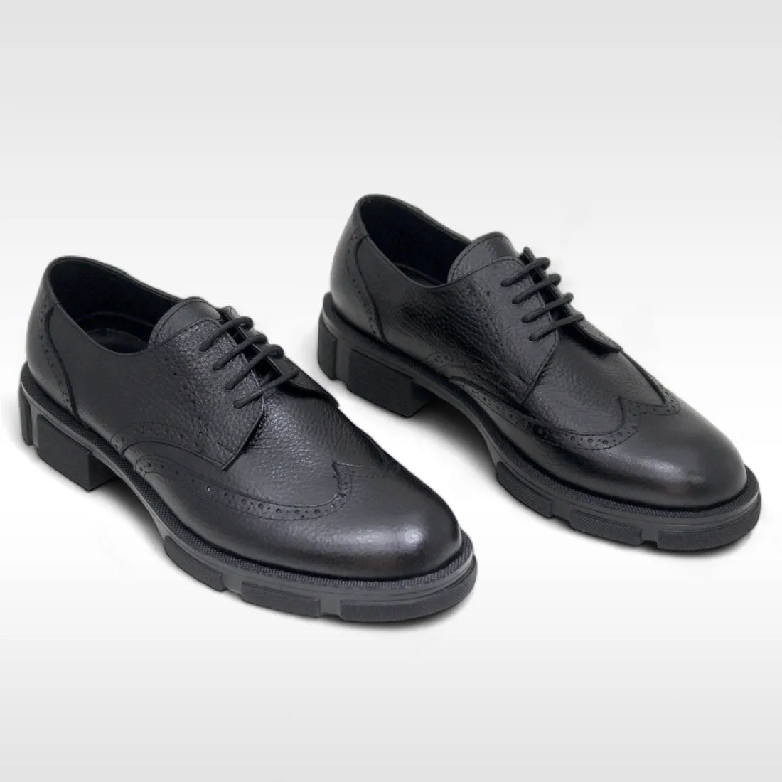 Men  shoes / 100 % genuine leather/ black -8769