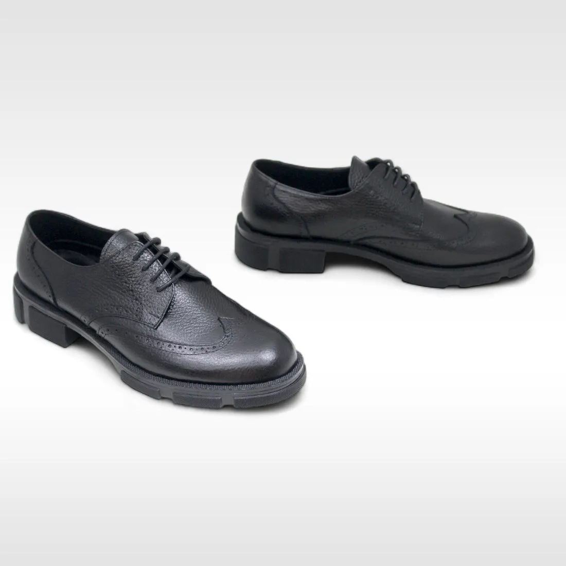 Men  shoes / 100 % genuine leather/ black -8769