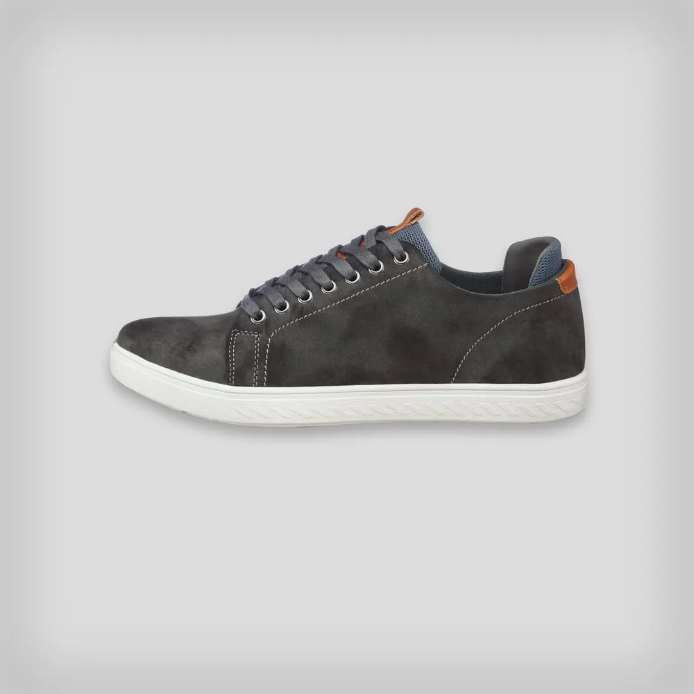 Men's Bulls Low Top Court Shoes - FINAL SALE