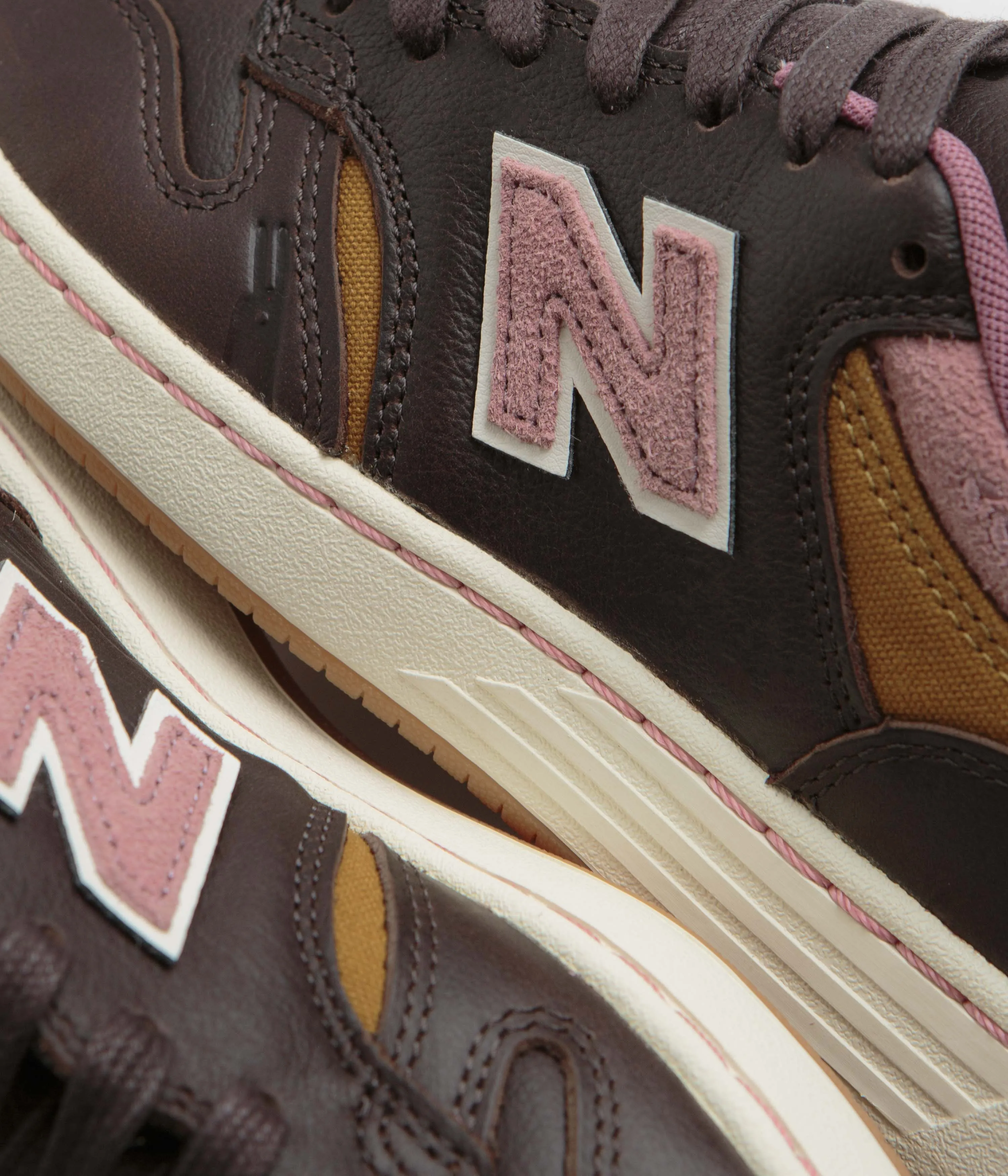 New Balance Numeric x 303 Boards 480 Shoes - Brown / Pink