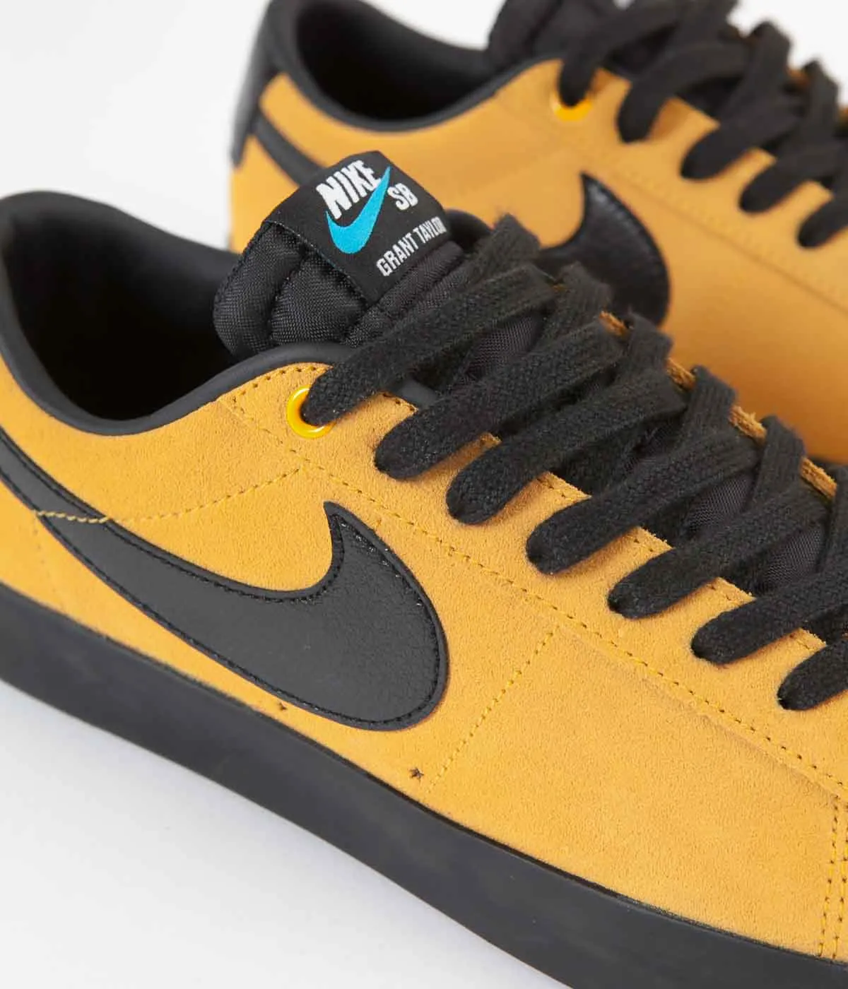 Nike SB Blazer Low GT Shoes - University Gold / Black - University Gold