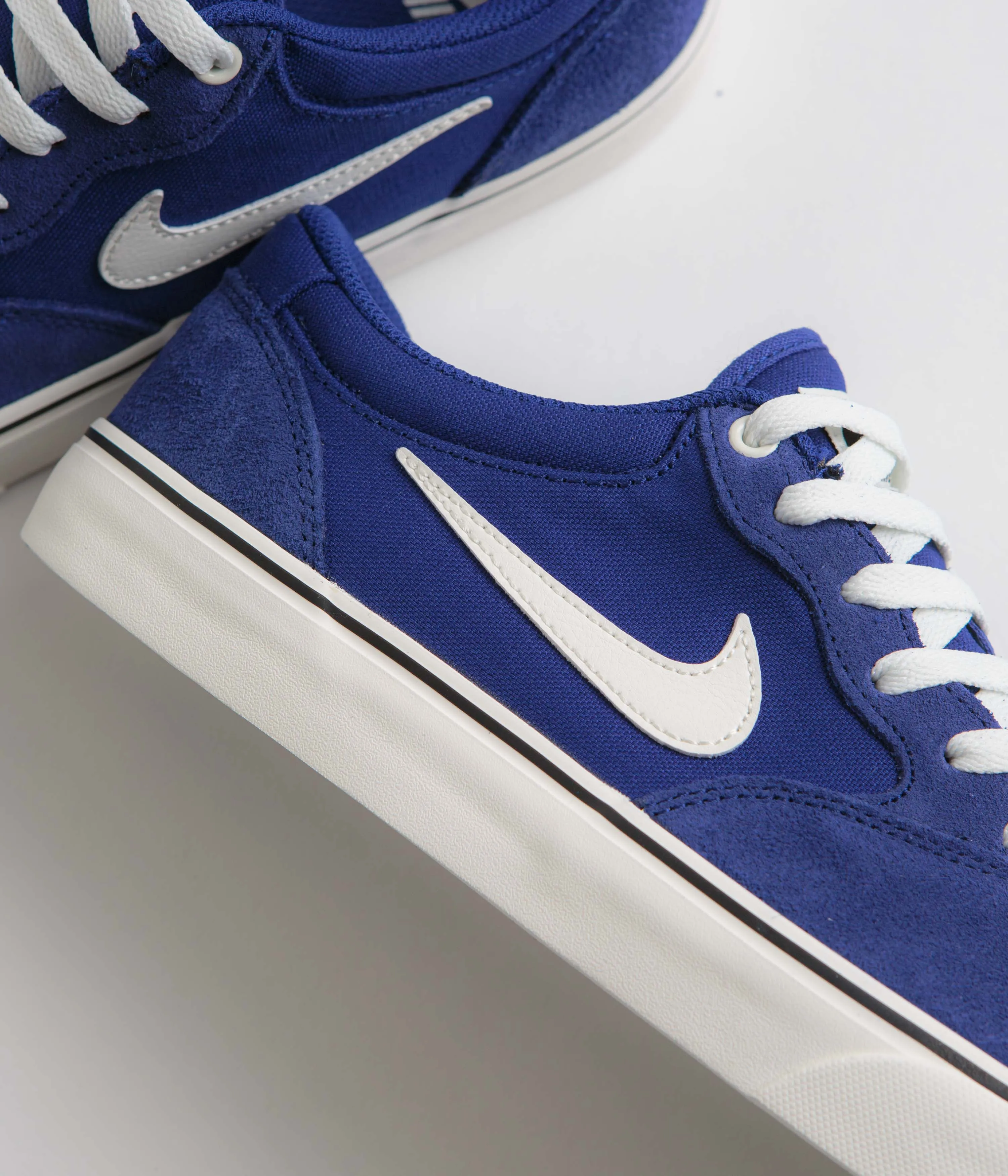 Nike SB Chron 2 Shoes - Deep Royal Blue / Sail - Deep Royal Blue