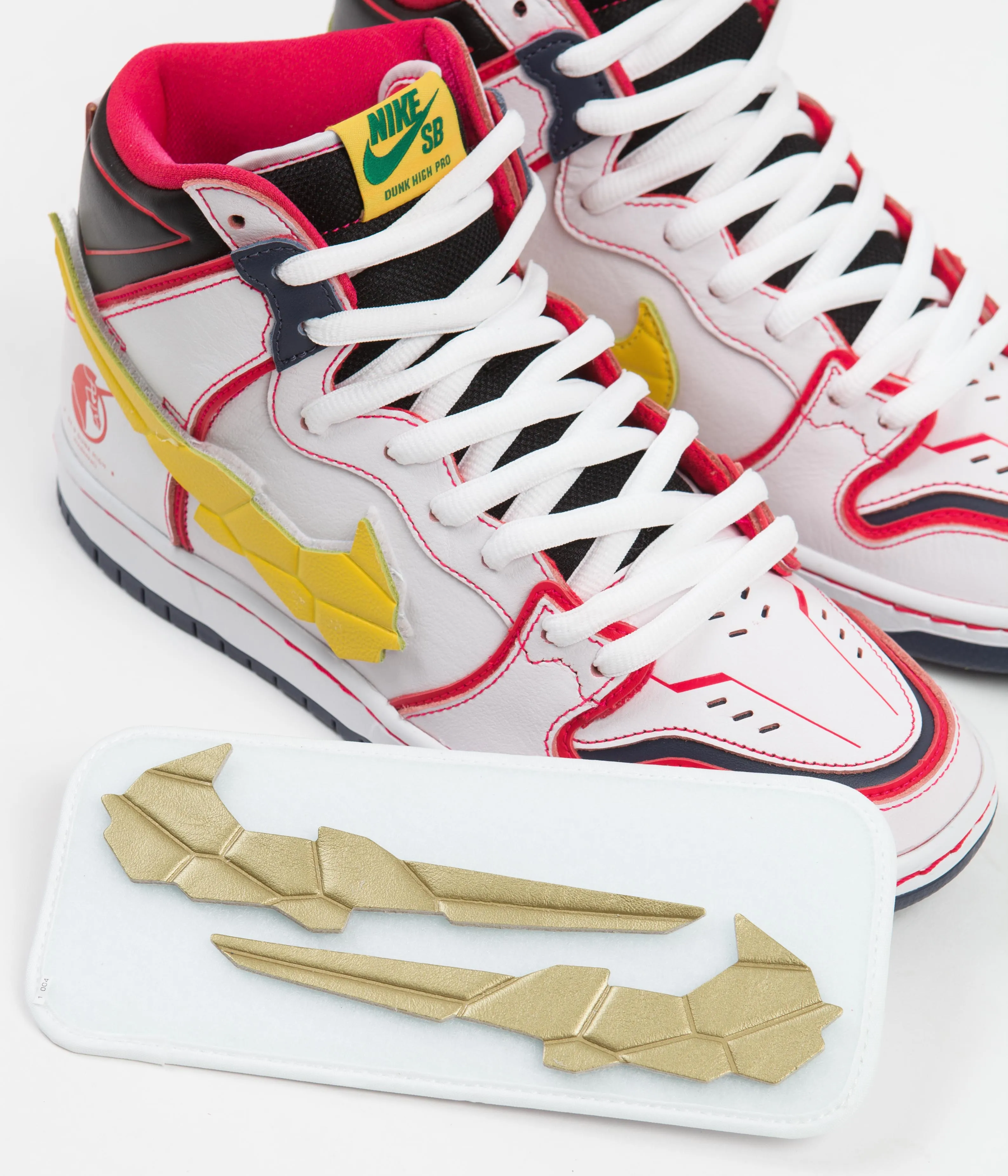 Nike SB Dunk High Pro 'Gundam' Shoes - White / Amarillo