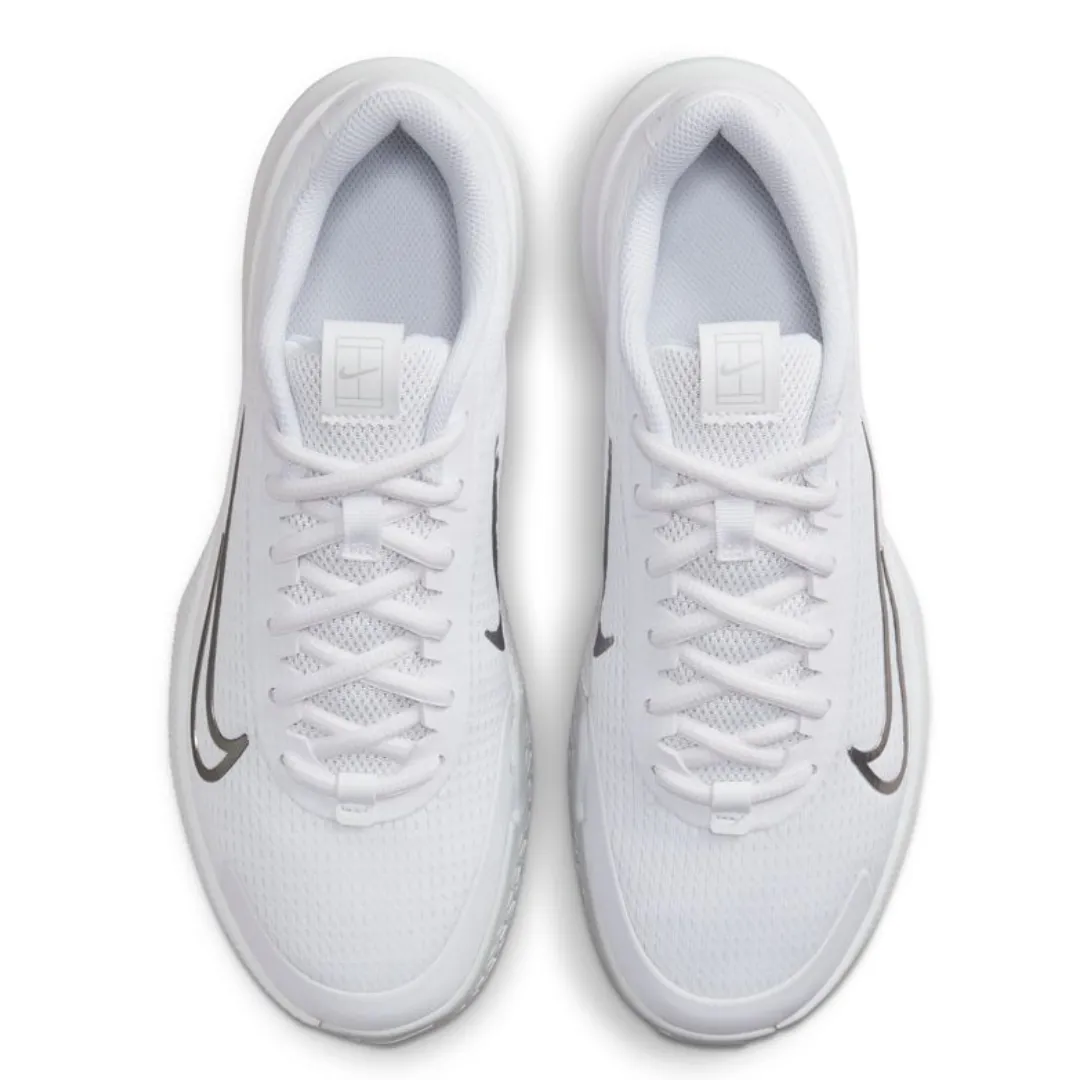 Nike Vapor Lite 2 HC Women Hard-Court Tennis Shoes - White/Metallic Silver-Pure Plantinum