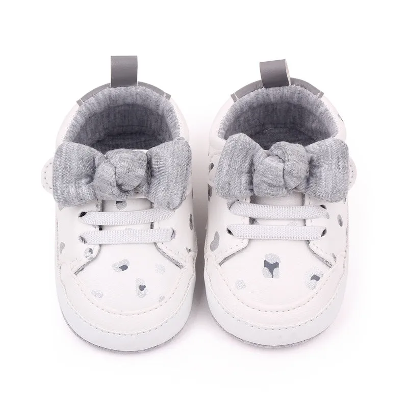 White & Gray Baby Crib Shoe Toddler Loafers Cute Bows Sneakers Booties BTS9096B