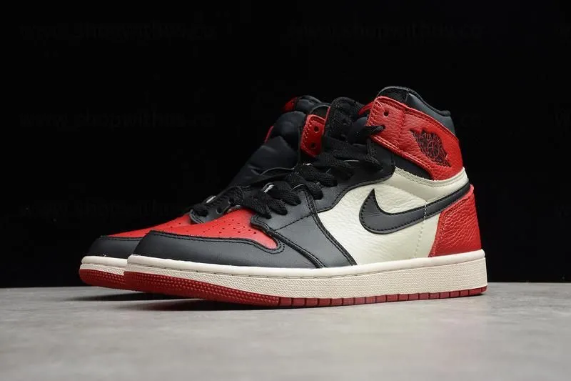 WMNS Air Jordan 1 AJ1 Retro High - Bred Toe