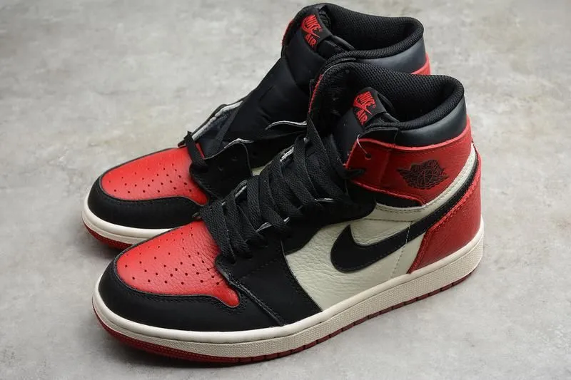 WMNS Air Jordan 1 AJ1 Retro High - Bred Toe